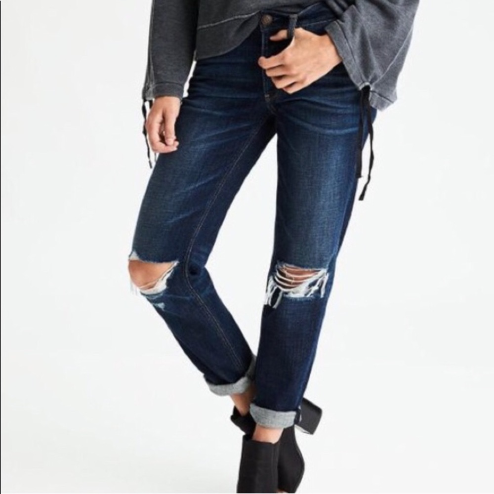 AE Tomgirl Jeans